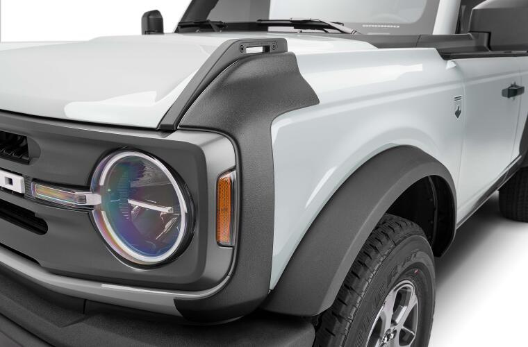 [BUS14123] Bushwacker - 21- Ford Bronco Trail Armor Front Corner